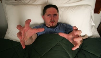 Липсата на сън влияе на производителността повече от пиенето на алкохол