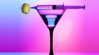 Не се заблуждавайте, че алкохола е лекарство!