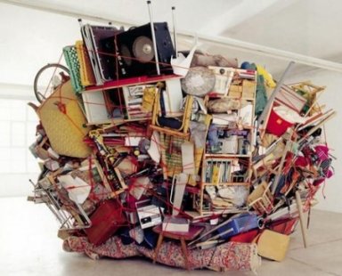 Ниското самочувствие и материализмът са взаимно свързани