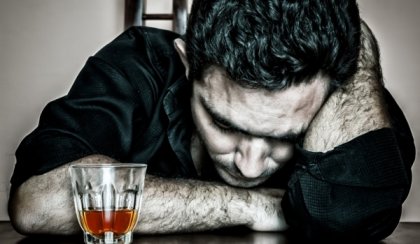 Алкохолната зависимост по-често е наследствена