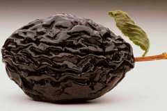 Може ли да се ядат сини сливи при диабет?