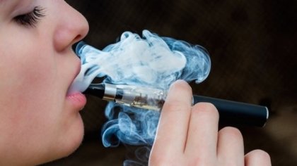 Е-цигарата унищожава човешката ДНК и провокира рак