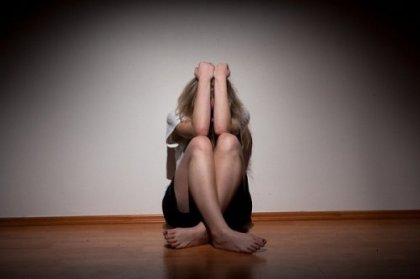 Нормално ли е да изпитвам постоянна тъга?