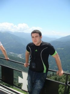 Лесно е да се справиш с приятел до теб