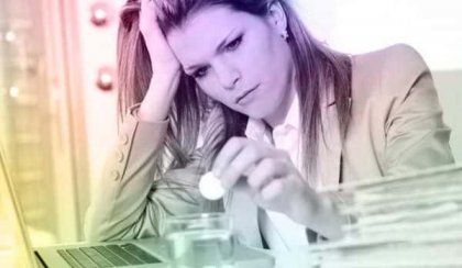 Професионалното прегаряне кара жените да злоупотребяват с алкохола