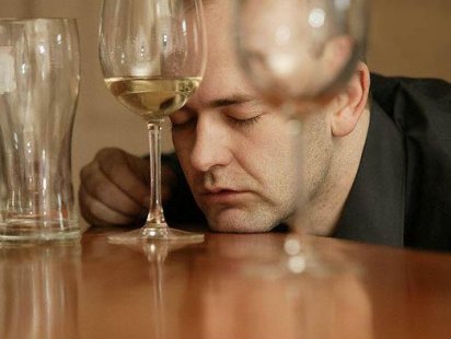 Алкохолно опиянение ме превърна в абсолютна развалина