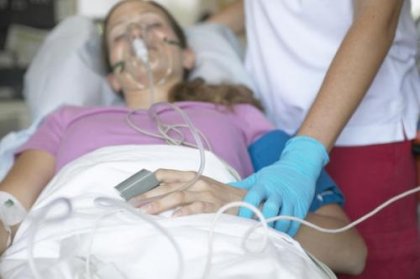 Токсично увреждане на черния дроб със сиптоми на остър хепатит