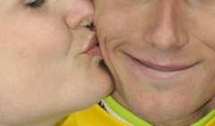 Щастието е да повярваш в успеха на човека, когото обичаш!