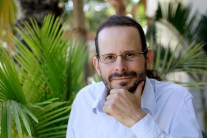 Антъни Уилям: Лечителят, който учи лекарите как да отслабват