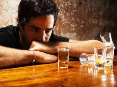 зависим от алкохола