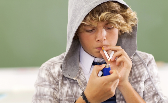 пушат цигари