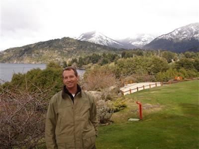 Имах причина да му помогна!