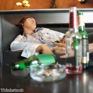 Популярността в училище е риск за проблеми с алкохола и наркотиците